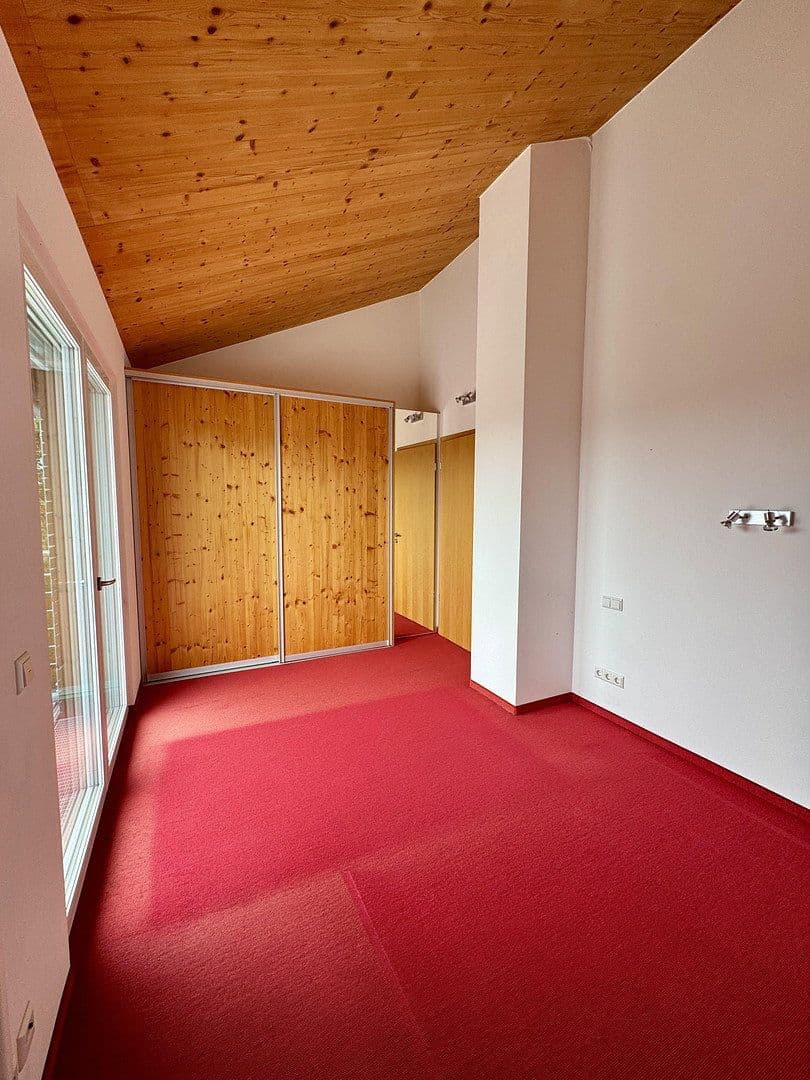 Prodej domu 247 m², pozemek 442 m², Calw, Bádensko-Württembersko Prodej domu 247 m², pozemek 442 m², Calw, Bádensko-Württembersko