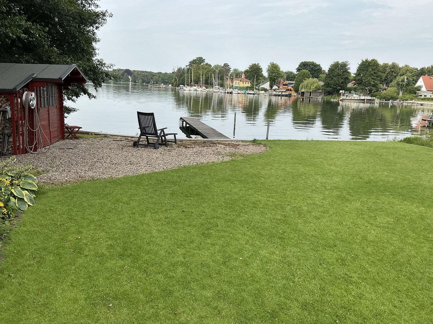 Prodej domu 86 m², pozemek 673 m², Berlin, Berlín Prodej domu 86 m², pozemek 673 m², Berlin, Berlín