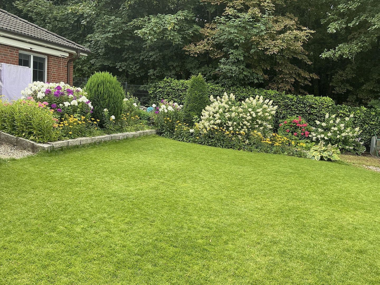 Prodej domu 86 m², pozemek 673 m², Berlin, Berlín Prodej domu 86 m², pozemek 673 m², Berlin, Berlín