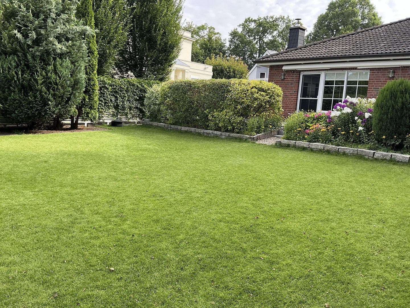 Prodej domu 86 m², pozemek 673 m², Berlin, Berlín Prodej domu 86 m², pozemek 673 m², Berlin, Berlín