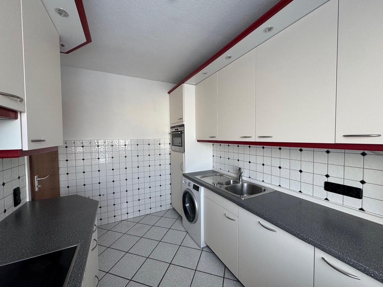 Prodej bytu 4+1 93 m², Hamburg, Hamburg Prodej bytu 4+1 93 m², Hamburg, Hamburg