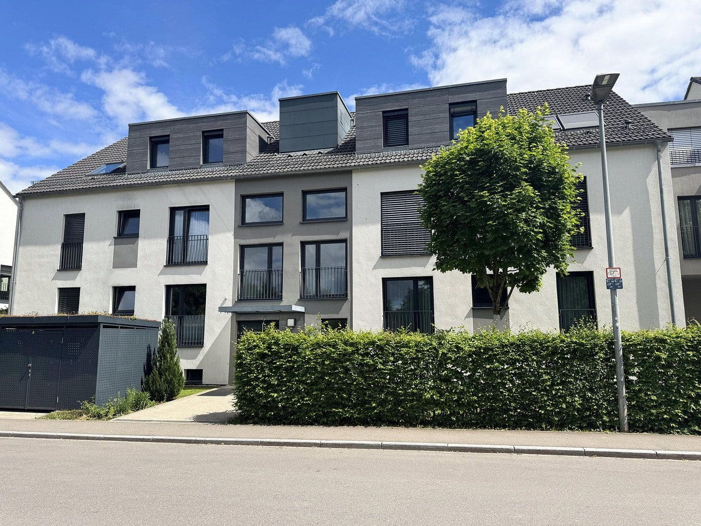 Prodej bytu 3+1 89 m², Leinfelden-Echterdingen, Bádensko-Württembersko Prodej bytu 3+1 89 m², Leinfelden-Echterdingen, Bádensko-Württembersko