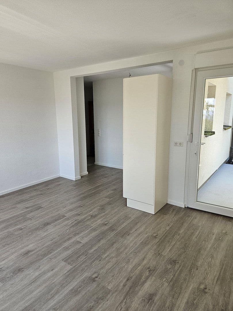 Pronájem bytu 1+1 36 m², Wolfsackerweg 4, Waldshut-Tiengen, Bádensko-Württembersko Pronájem bytu 1+1 36 m², Wolfsackerweg 4, Waldshut-Tiengen, Bádensko-Württembersko