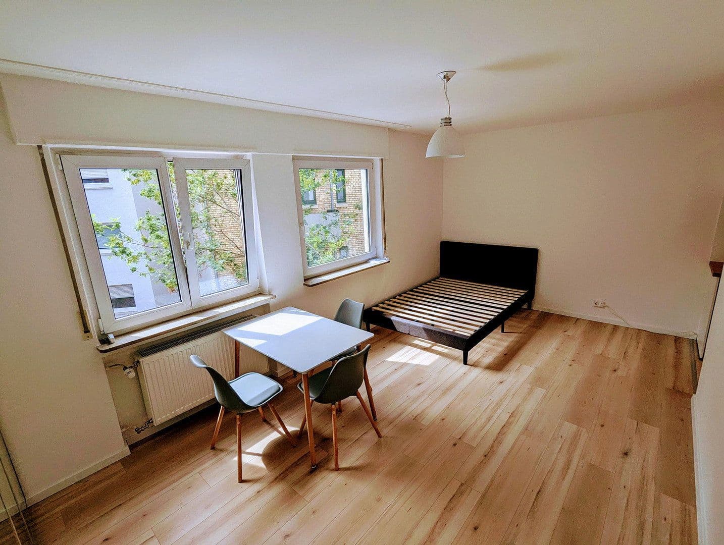Pronájem bytu 1+1 26 m², Staffelstraße 4, Stuttgart, Bádensko-Württembersko Pronájem bytu 1+1 26 m², Staffelstraße 4, Stuttgart, Bádensko-Württembersko
