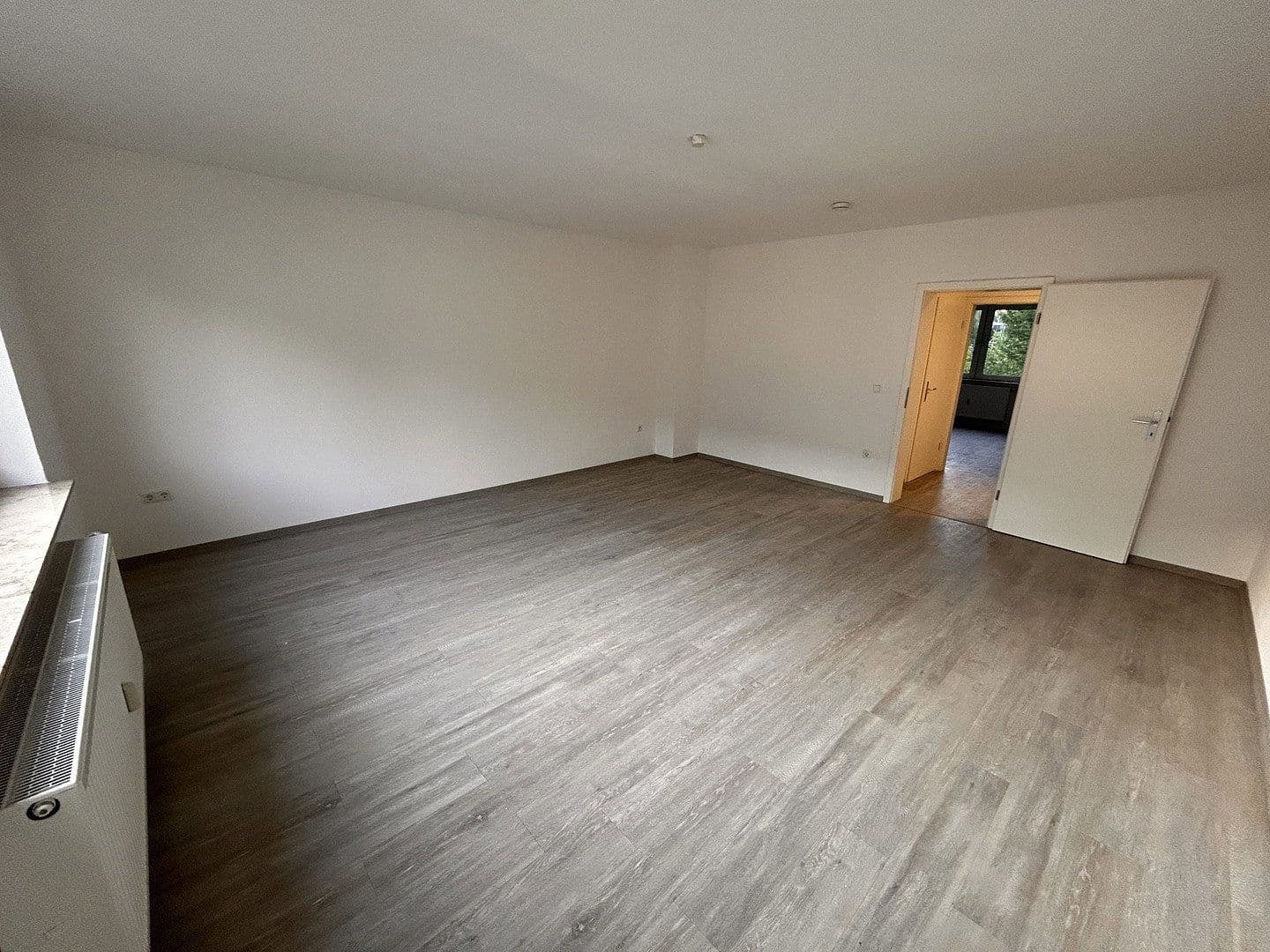 Pronájem bytu 2+1 63 m², Julienstraße 1, Essen, Severní Porýní-Vestfálsko Pronájem bytu 2+1 63 m², Julienstraße 1, Essen, Severní Porýní-Vestfálsko
