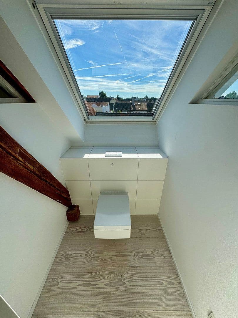 Prodej domu 175 m², pozemek 100 m², Offenbach, Hessen Prodej domu 175 m², pozemek 100 m², Offenbach, Hessen