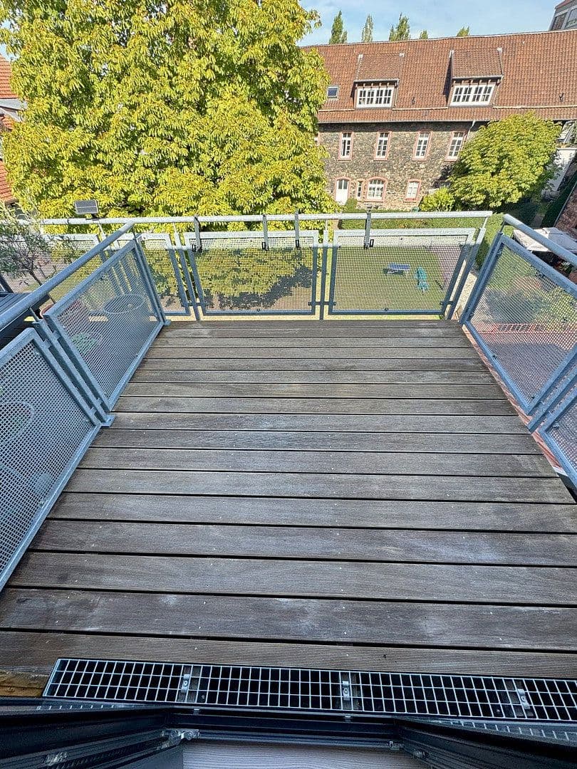 Prodej domu 175 m², pozemek 100 m², Offenbach, Hessen Prodej domu 175 m², pozemek 100 m², Offenbach, Hessen