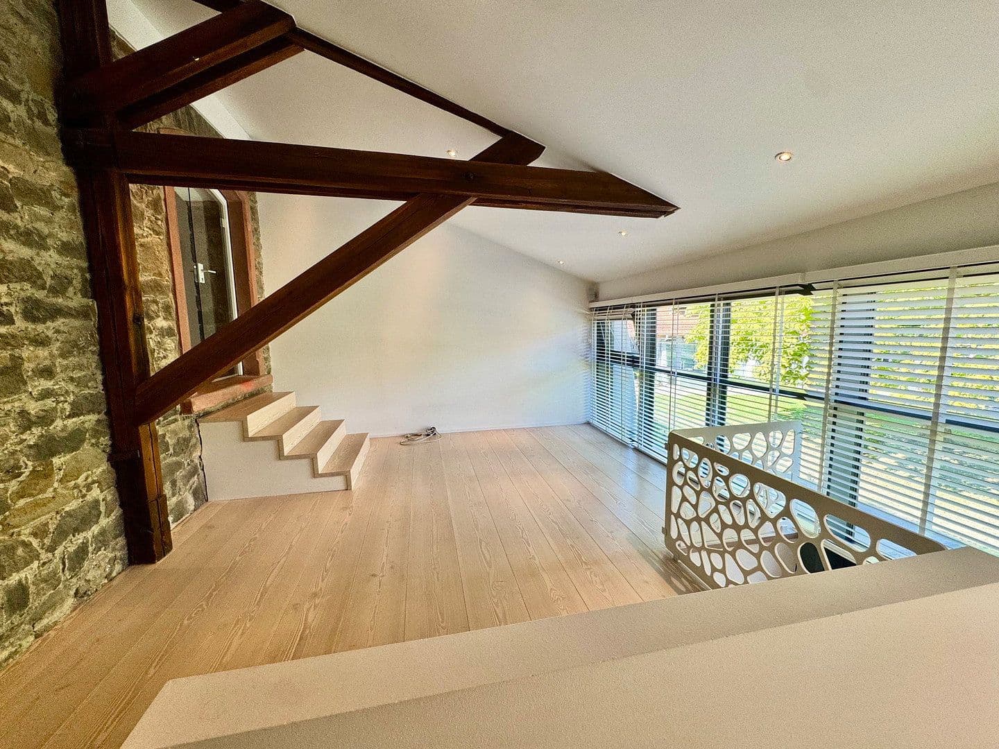 Prodej domu 175 m², pozemek 100 m², Offenbach, Hessen Prodej domu 175 m², pozemek 100 m², Offenbach, Hessen