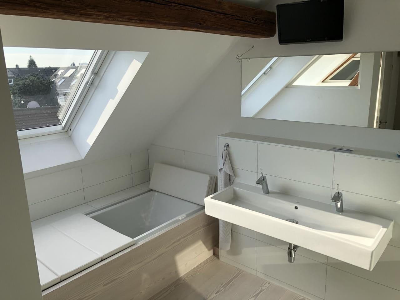 Prodej domu 175 m², pozemek 100 m², Offenbach, Hessen Prodej domu 175 m², pozemek 100 m², Offenbach, Hessen