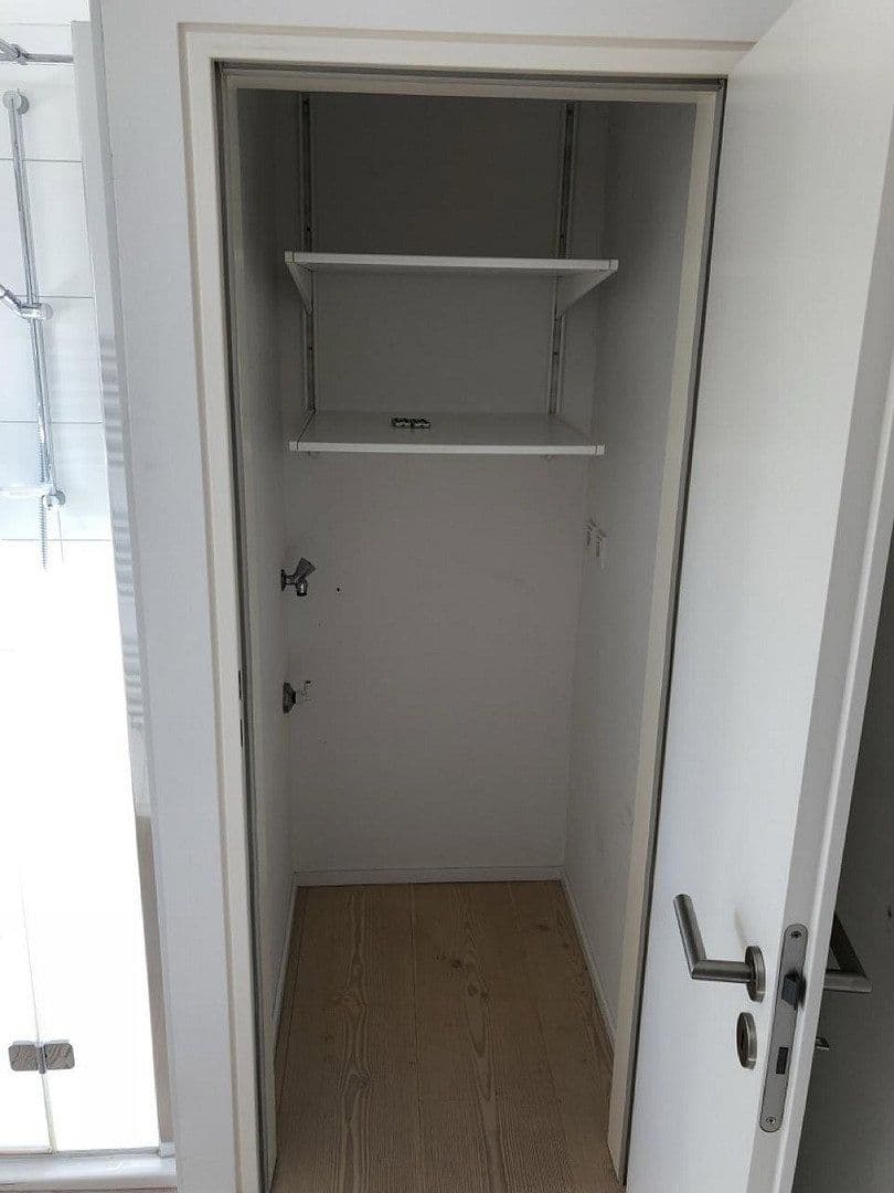 Prodej domu 175 m², pozemek 100 m², Offenbach, Hessen Prodej domu 175 m², pozemek 100 m², Offenbach, Hessen