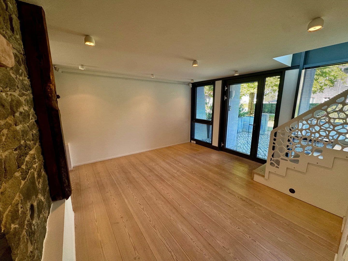 Prodej domu 175 m², pozemek 100 m², Offenbach, Hessen Prodej domu 175 m², pozemek 100 m², Offenbach, Hessen