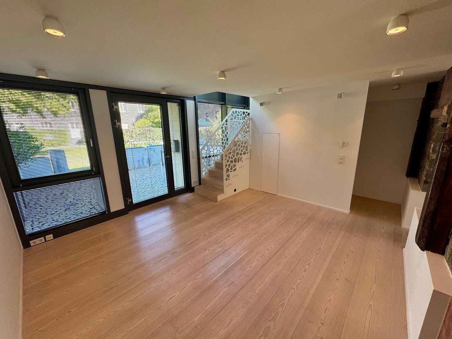 Prodej domu 175 m², pozemek 100 m², Offenbach, Hessen Prodej domu 175 m², pozemek 100 m², Offenbach, Hessen