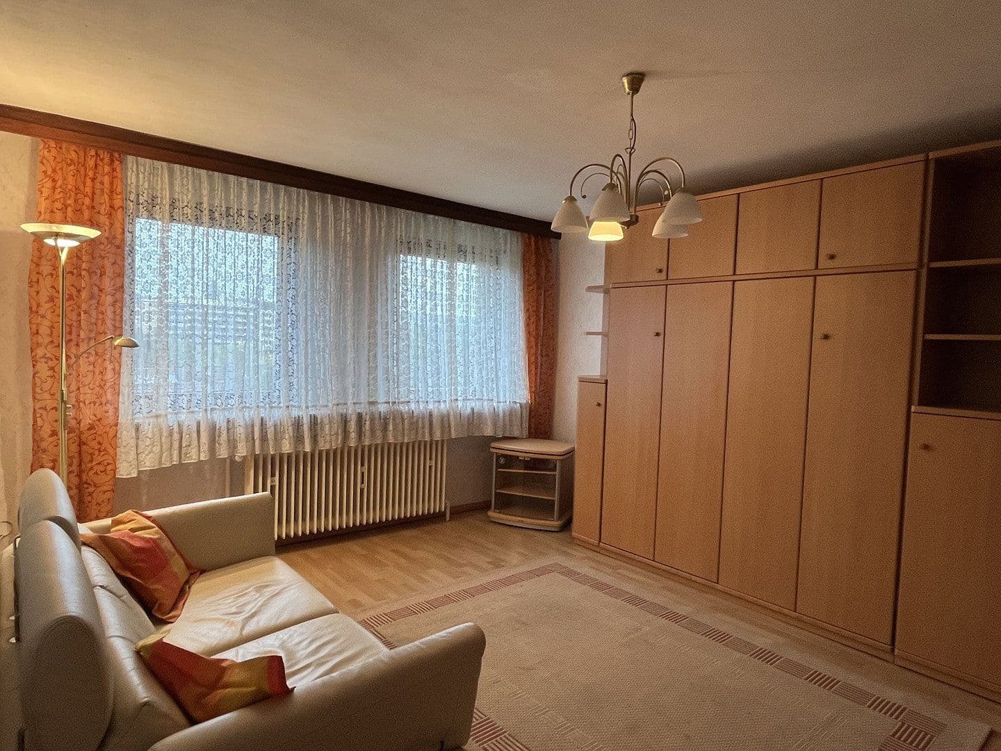 Pronájem bytu 1+kk 36 m², Meisenheim, Porýní-Falc Pronájem bytu 1+kk 36 m², Meisenheim, Porýní-Falc