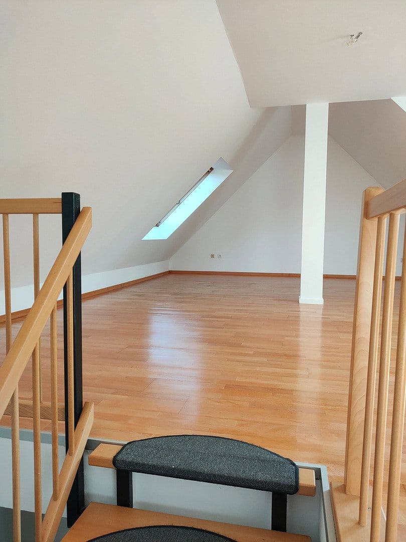 Pronájem bytu 4+1 105 m², Gemeinde Str. 22, Bochum, Severní Porýní-Vestfálsko Pronájem bytu 4+1 105 m², Gemeinde Str. 22, Bochum, Severní Porýní-Vestfálsko