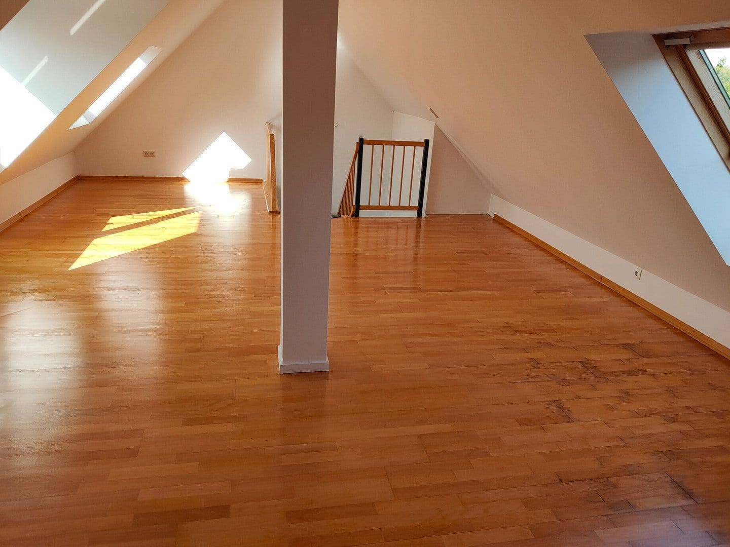 Pronájem bytu 4+1 105 m², Gemeinde Str. 22, Bochum, Severní Porýní-Vestfálsko Pronájem bytu 4+1 105 m², Gemeinde Str. 22, Bochum, Severní Porýní-Vestfálsko
