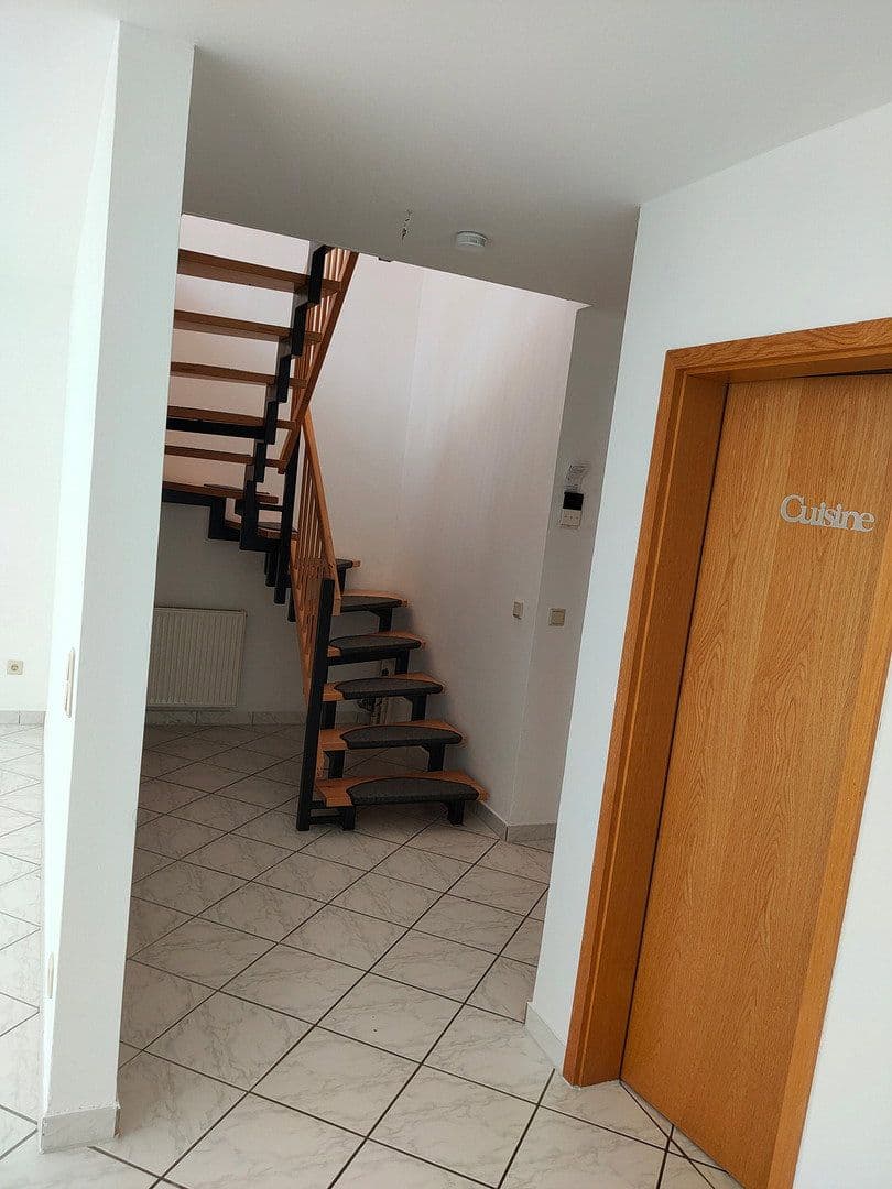Pronájem bytu 4+1 105 m², Gemeinde Str. 22, Bochum, Severní Porýní-Vestfálsko Pronájem bytu 4+1 105 m², Gemeinde Str. 22, Bochum, Severní Porýní-Vestfálsko
