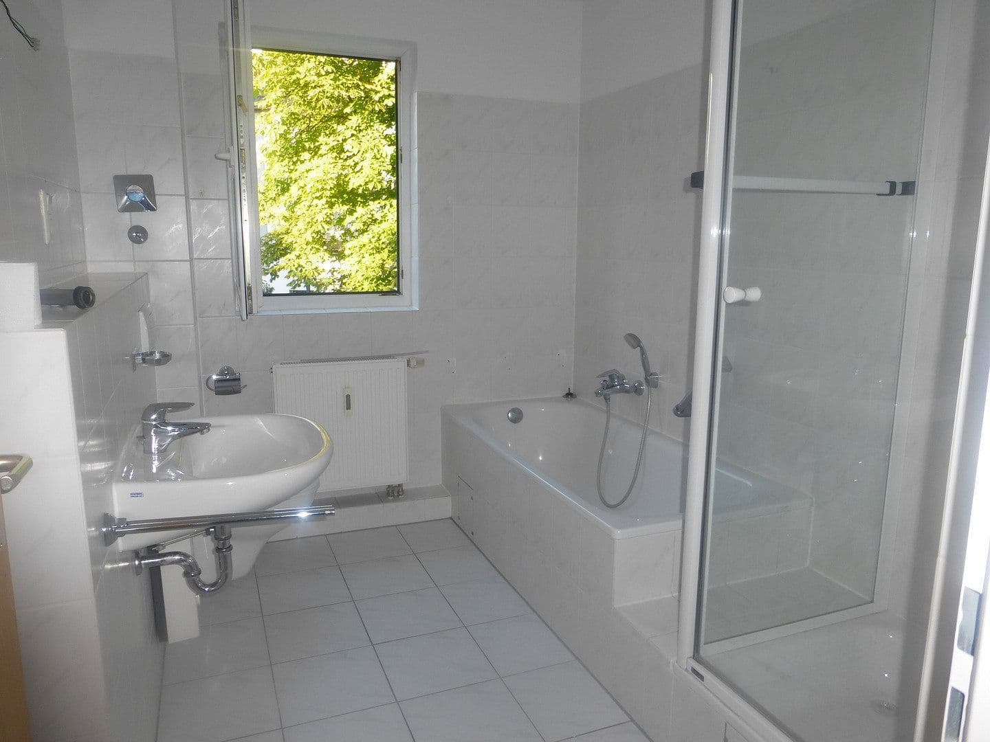 Pronájem bytu 2+1 67 m², Neuss, Severní Porýní-Vestfálsko Pronájem bytu 2+1 67 m², Neuss, Severní Porýní-Vestfálsko