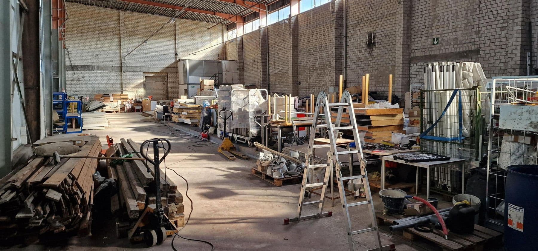 Pronájem nebytového prostoru 5.800 m², Industriestr. 12 a + 12 b + 12 c, Bergkamen, Severní Porýní-Vestfálsko Pronájem nebytového prostoru 5.800 m², Industriestr. 12 a + 12 b + 12 c, Bergkamen, Severní Porýní-Vestfálsko