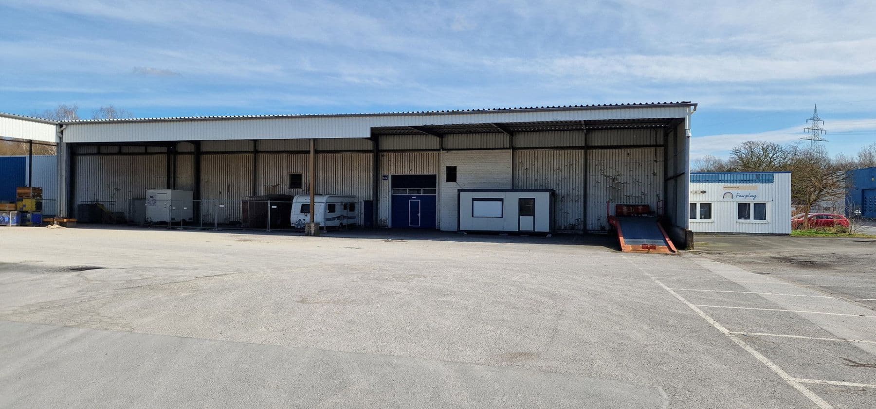 Pronájem nebytového prostoru 5.800 m², Industriestr. 12 a + 12 b + 12 c, Bergkamen, Severní Porýní-Vestfálsko Pronájem nebytového prostoru 5.800 m², Industriestr. 12 a + 12 b + 12 c, Bergkamen, Severní Porýní-Vestfálsko