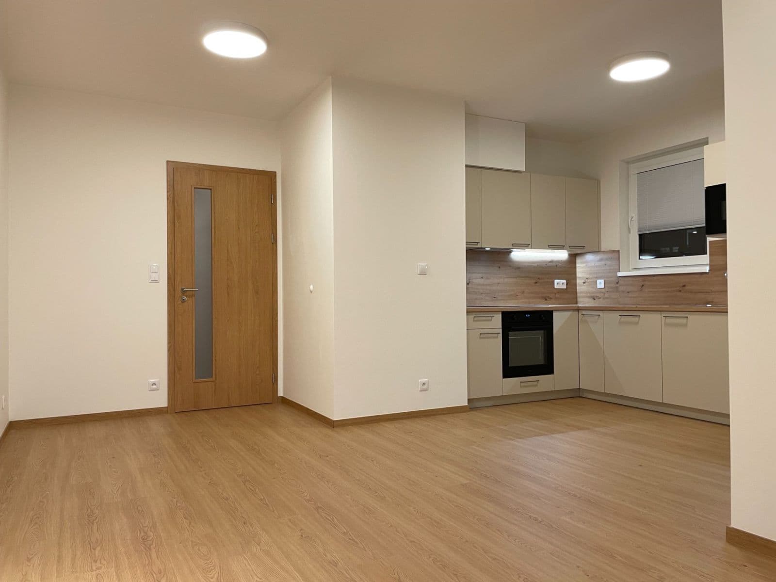 Pronájem bytu 2+kk 51 m², Šternovská, Praha, Praha Pronájem bytu 2+kk 51 m², Šternovská, Praha, Praha