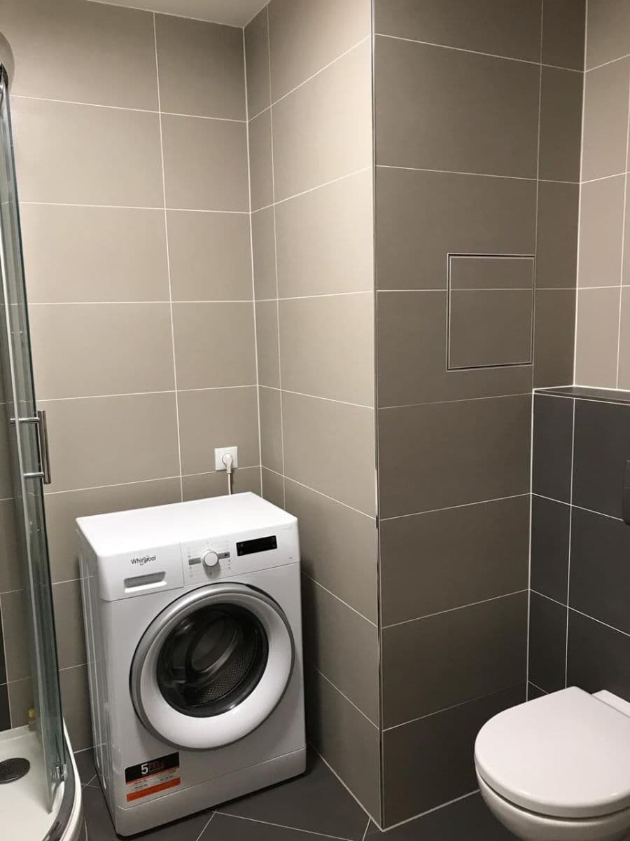 Pronájem bytu 1+kk 30 m², Mantovská, Praha, Praha Pronájem bytu 1+kk 30 m², Mantovská, Praha, Praha