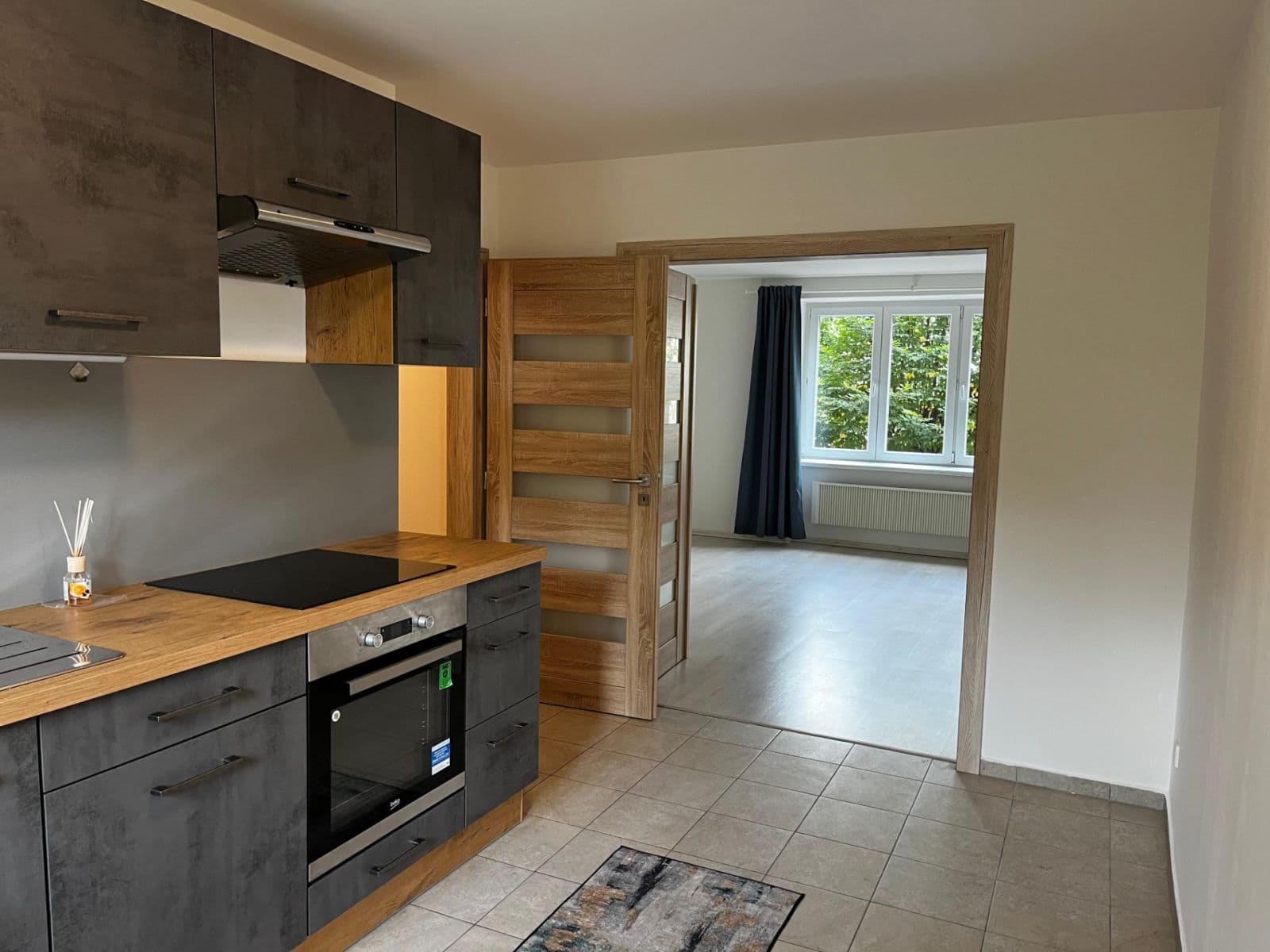 Pronájem bytu 1+1 39 m², Třída Míru, Beroun, Středočeský kraj Pronájem bytu 1+1 39 m², Třída Míru, Beroun, Středočeský kraj