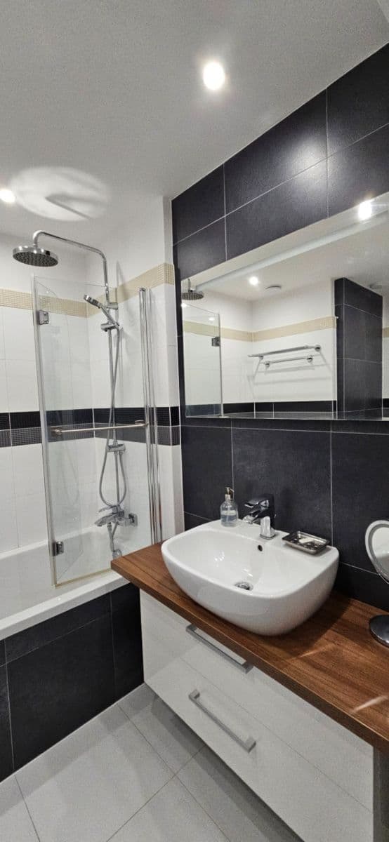 Pronájem bytu 1+kk 46 m², Dědinova, Praha, Praha Pronájem bytu 1+kk 46 m², Dědinova, Praha, Praha