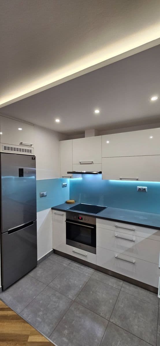 Pronájem bytu 1+kk 46 m², Dědinova, Praha, Praha Pronájem bytu 1+kk 46 m², Dědinova, Praha, Praha