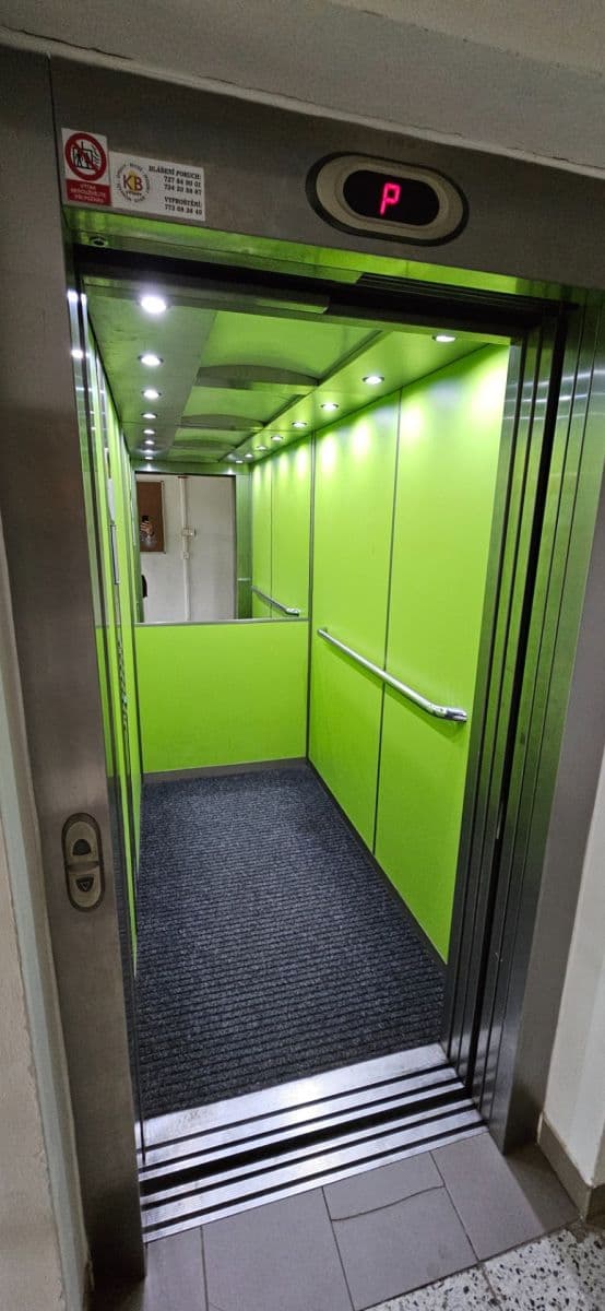 Pronájem bytu 1+kk 46 m², Dědinova, Praha, Praha Pronájem bytu 1+kk 46 m², Dědinova, Praha, Praha