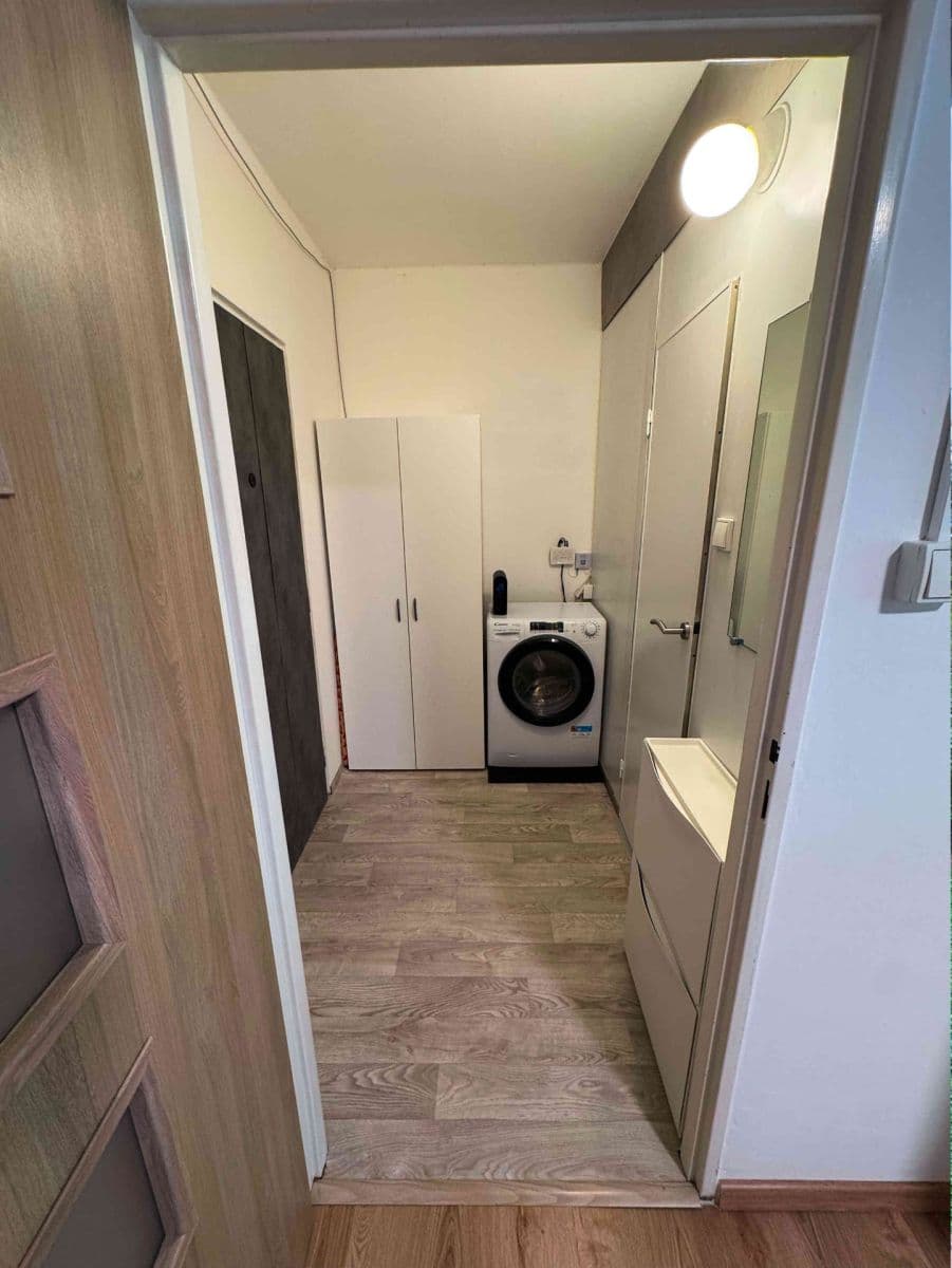 Prodej bytu 1+kk 26 m², Českolipská, Praha, Praha Prodej bytu 1+kk 26 m², Českolipská, Praha, Praha