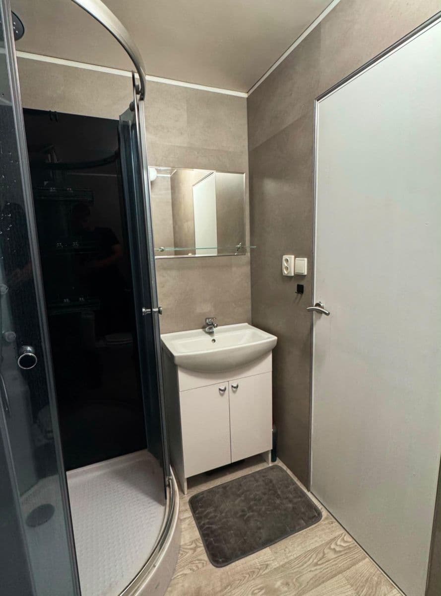 Prodej bytu 1+kk 26 m², Českolipská, Praha, Praha Prodej bytu 1+kk 26 m², Českolipská, Praha, Praha