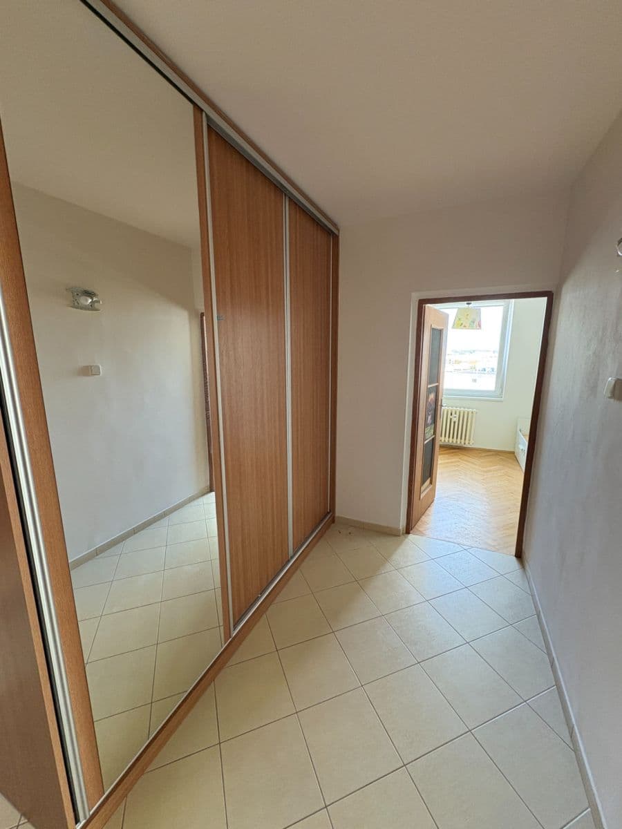 Pronájem bytu 3+1 64 m², Horolezecká, Praha, Praha Pronájem bytu 3+1 64 m², Horolezecká, Praha, Praha