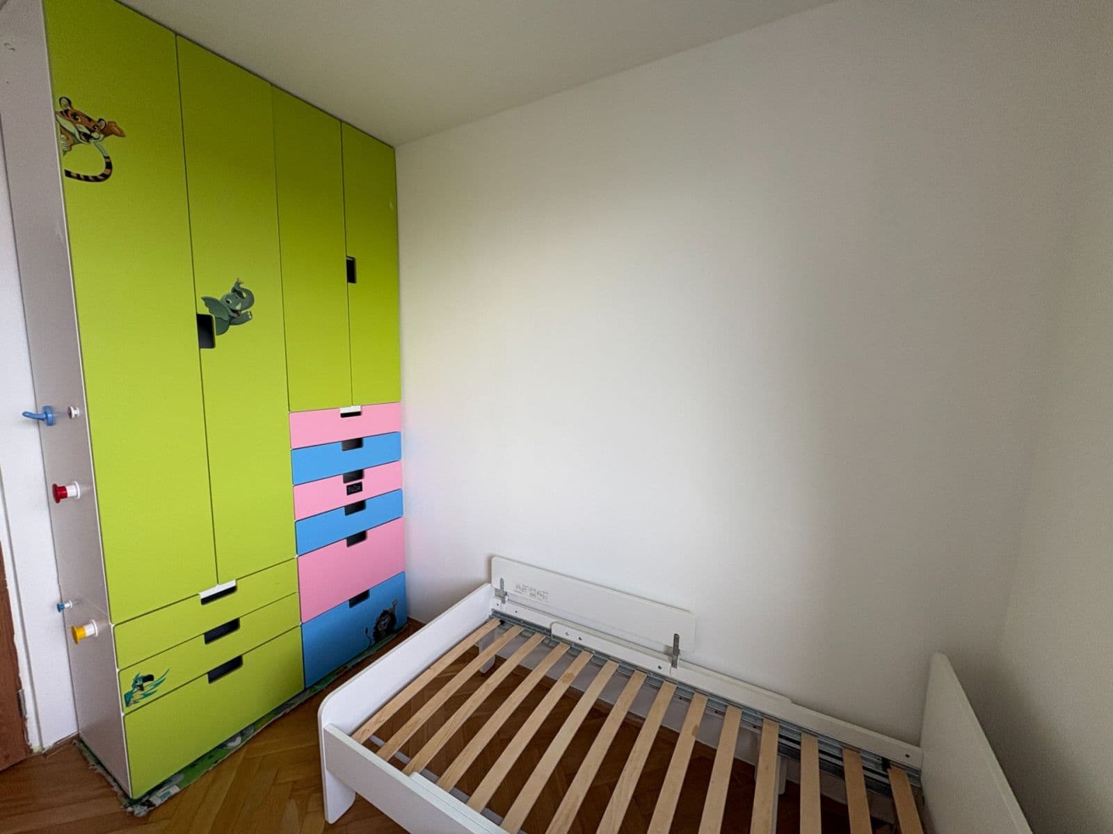 Pronájem bytu 3+1 64 m², Horolezecká, Praha, Praha Pronájem bytu 3+1 64 m², Horolezecká, Praha, Praha