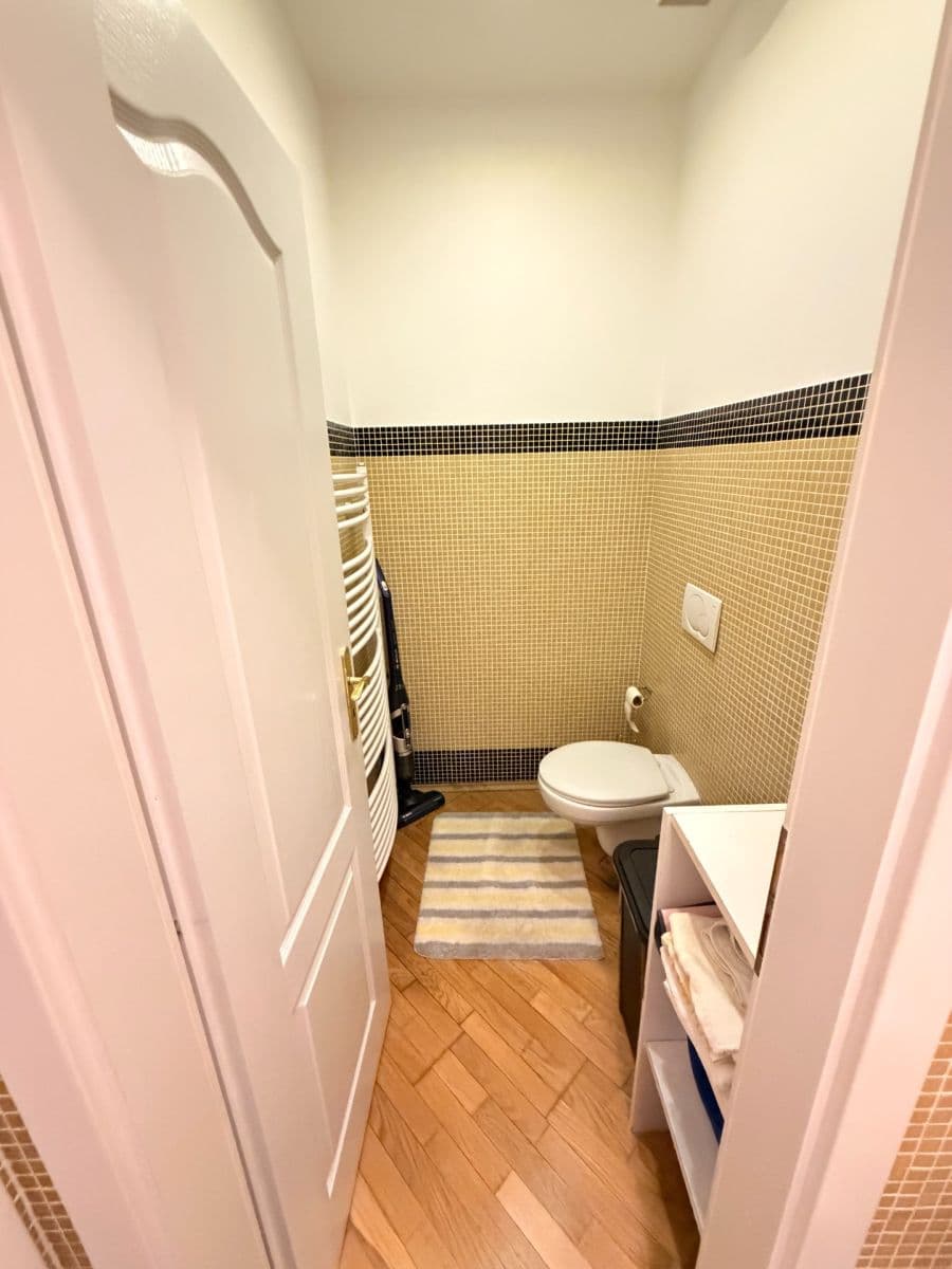 Pronájem bytu 1+kk 37 m², Staropramenná, Praha, Praha Pronájem bytu 1+kk 37 m², Staropramenná, Praha, Praha