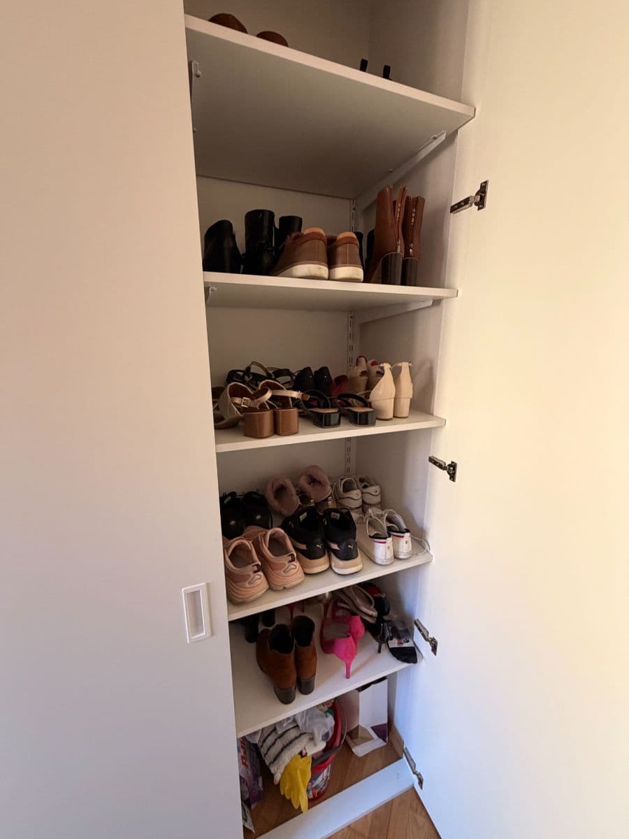 Pronájem bytu 1+kk 37 m², Staropramenná, Praha, Praha Pronájem bytu 1+kk 37 m², Staropramenná, Praha, Praha