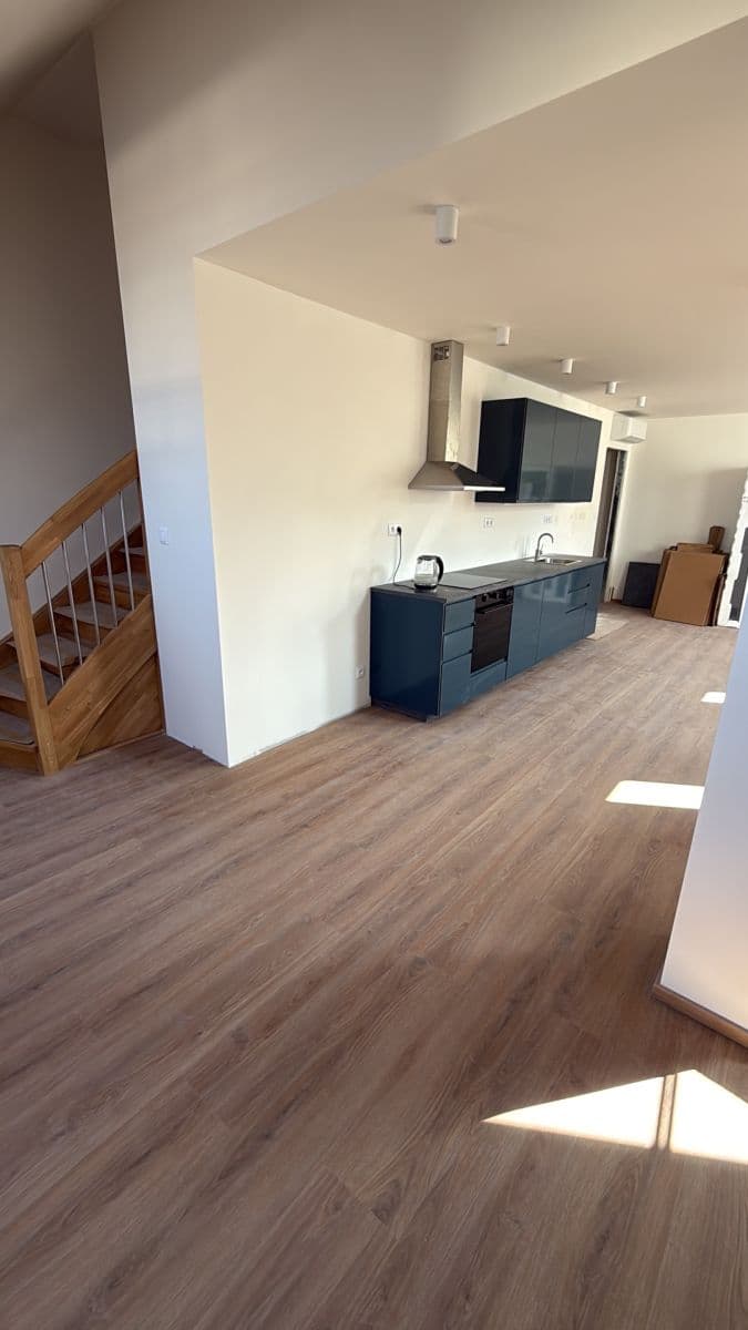 Pronájem bytu 2+kk 100 m², Chodská, Praha, Praha Pronájem bytu 2+kk 100 m², Chodská, Praha, Praha