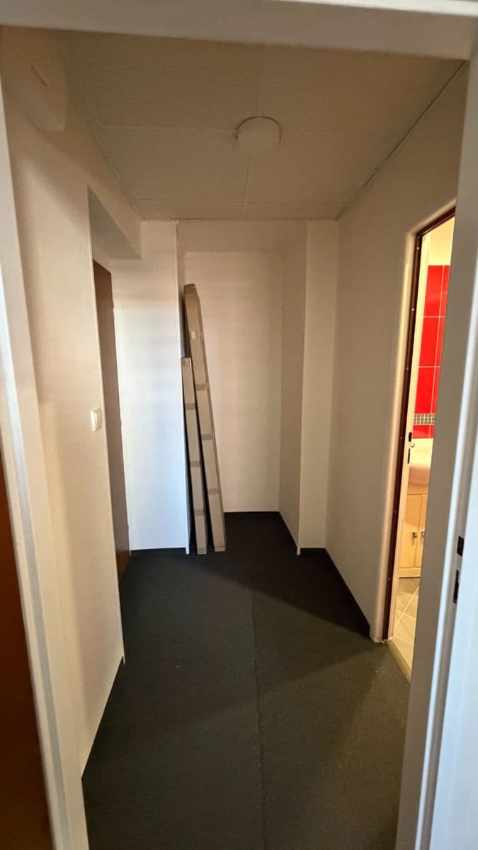 Pronájem bytu 1+kk 23 m², Partyzánská, Chomutov, Ústecký kraj Pronájem bytu 1+kk 23 m², Partyzánská, Chomutov, Ústecký kraj