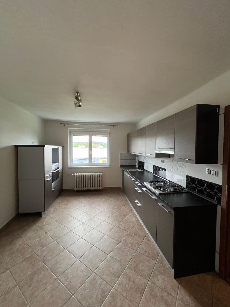 Prodej bytu 2+1 58 m², Zahradní, Horní Slavkov, Karlovarský kraj Prodej bytu 2+1 58 m², Zahradní, Horní Slavkov, Karlovarský kraj