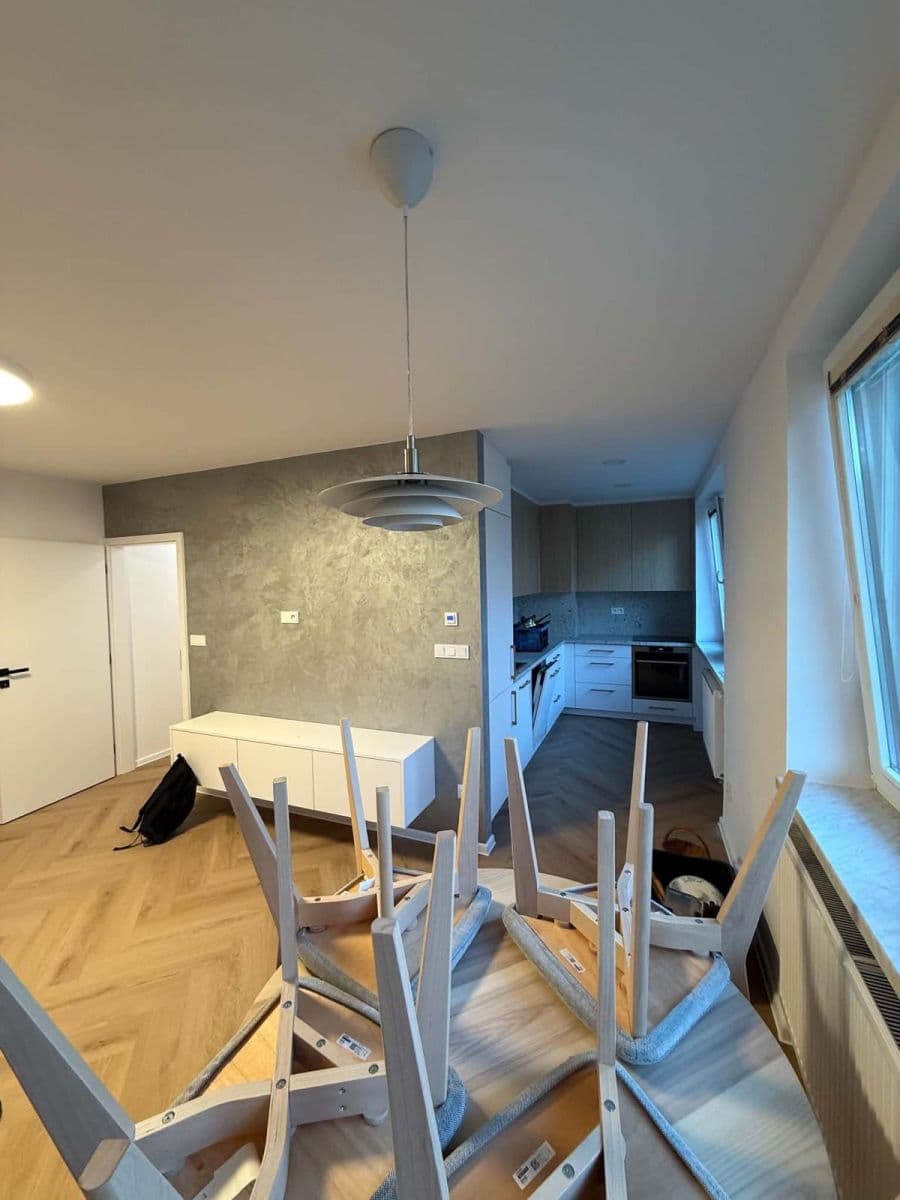 Pronájem bytu 2+kk 52 m², Achátová, Nová Paka, Královéhradecký kraj Pronájem bytu 2+kk 52 m², Achátová, Nová Paka, Královéhradecký kraj