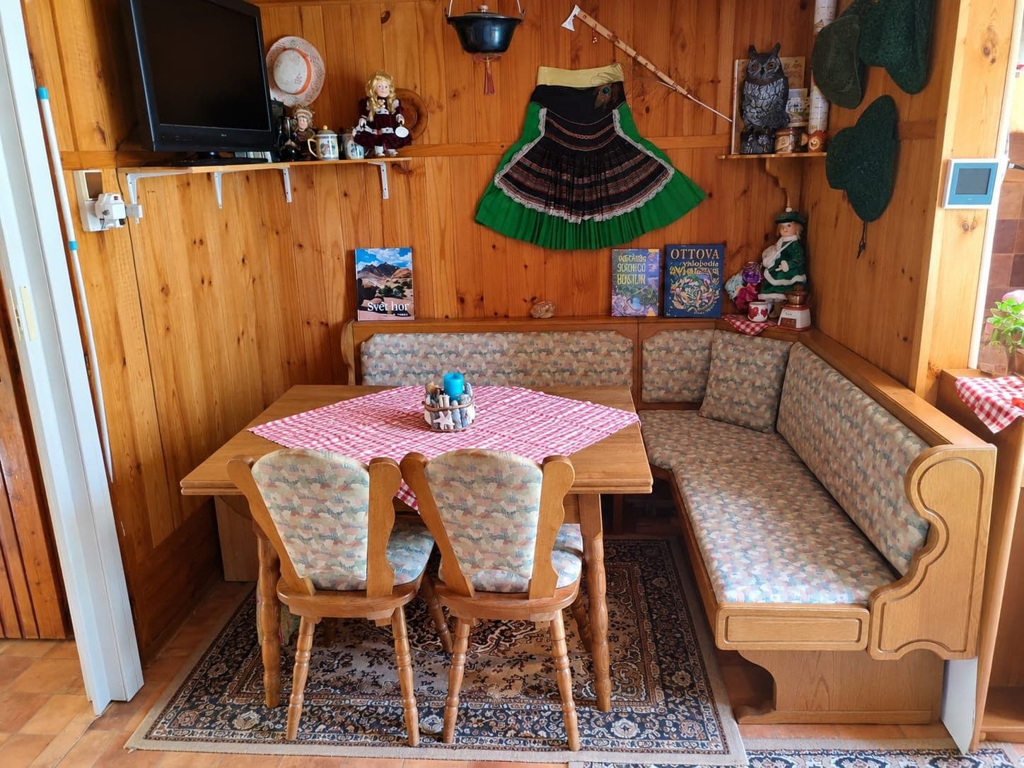 Prodej chaty, chalupy 25 m², pozemek 554 m², Golčův Jeníkov, Kraj Vysočina Prodej chaty, chalupy 25 m², pozemek 554 m², Golčův Jeníkov, Kraj Vysočina