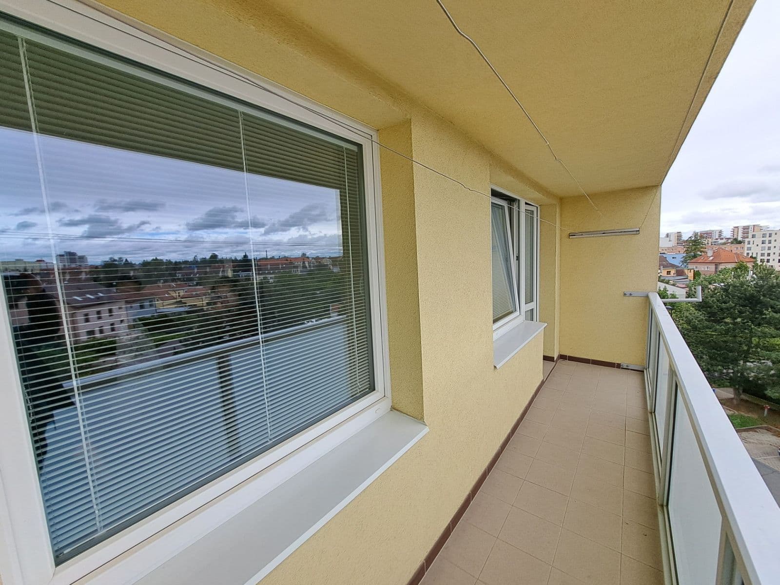Prodej bytu 3+1 74 m², Kuželova, Praha, Praha Prodej bytu 3+1 74 m², Kuželova, Praha, Praha