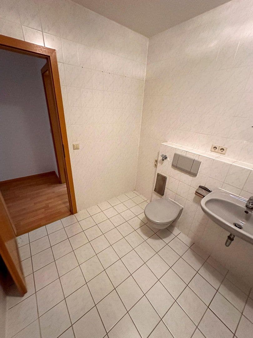 Pronájem bytu 2+1 48 m², Vogelweide 2, Landsberg, Sasko-Anhaltsko Pronájem bytu 2+1 48 m², Vogelweide 2, Landsberg, Sasko-Anhaltsko