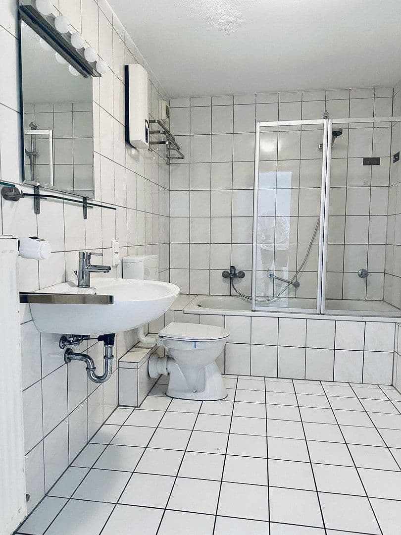 Pronájem bytu 4+1 83 m², Hohenzollernstraße, Koblenz, Porýní-Falc Pronájem bytu 4+1 83 m², Hohenzollernstraße, Koblenz, Porýní-Falc