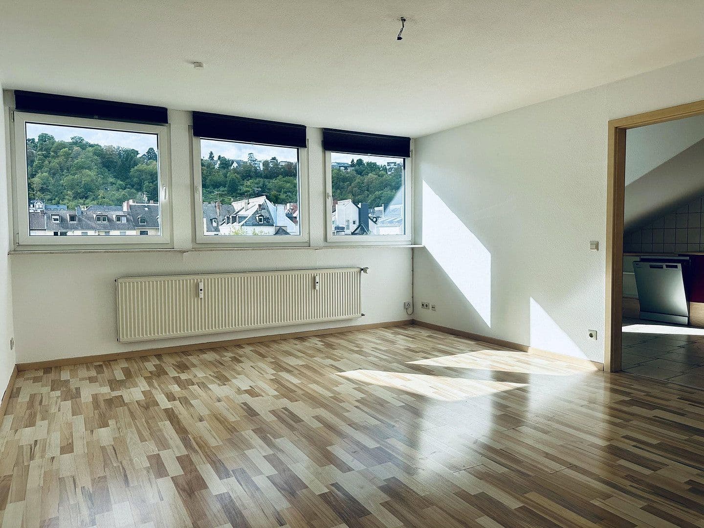 Pronájem bytu 4+1 83 m², Hohenzollernstraße, Koblenz, Porýní-Falc Pronájem bytu 4+1 83 m², Hohenzollernstraße, Koblenz, Porýní-Falc