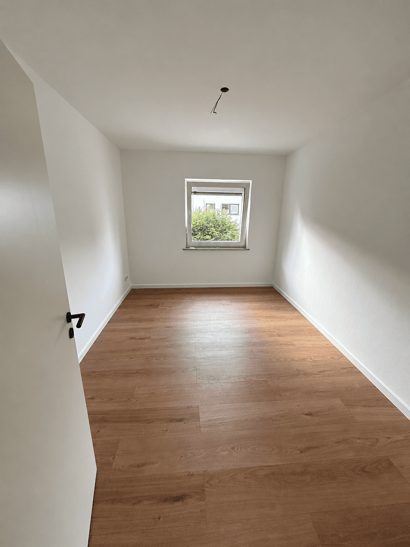 Prodej bytu 3+1 63 m², Brühl, Severní Porýní-Vestfálsko Prodej bytu 3+1 63 m², Brühl, Severní Porýní-Vestfálsko