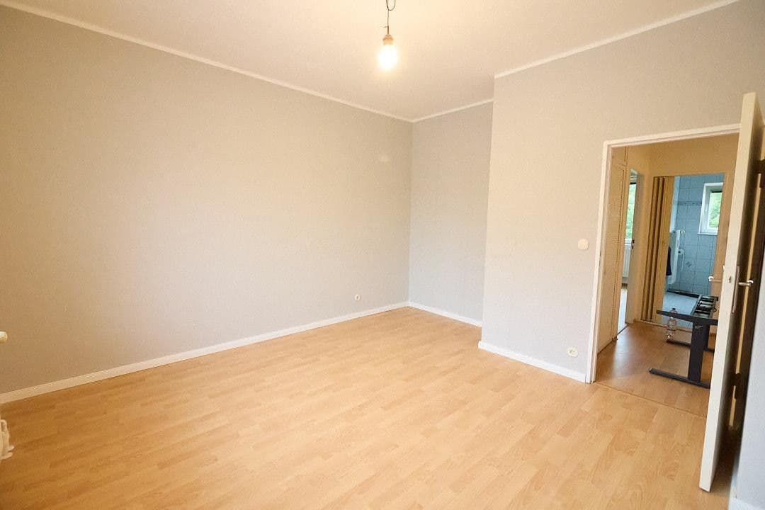 Prodej bytu 3+1 70 m², Heilmannring, Berlin, Berlín Prodej bytu 3+1 70 m², Heilmannring, Berlin, Berlín
