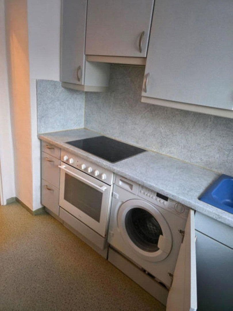 Prodej bytu 3+1 70 m², Heilmannring, Berlin, Berlín Prodej bytu 3+1 70 m², Heilmannring, Berlin, Berlín