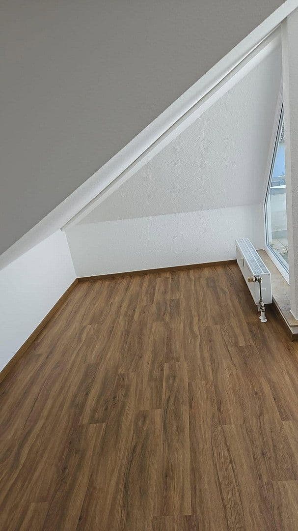 Pronájem bytu 2+1 56 m², Schifferstarsse 26, Lampertheim, Hessen Pronájem bytu 2+1 56 m², Schifferstarsse 26, Lampertheim, Hessen
