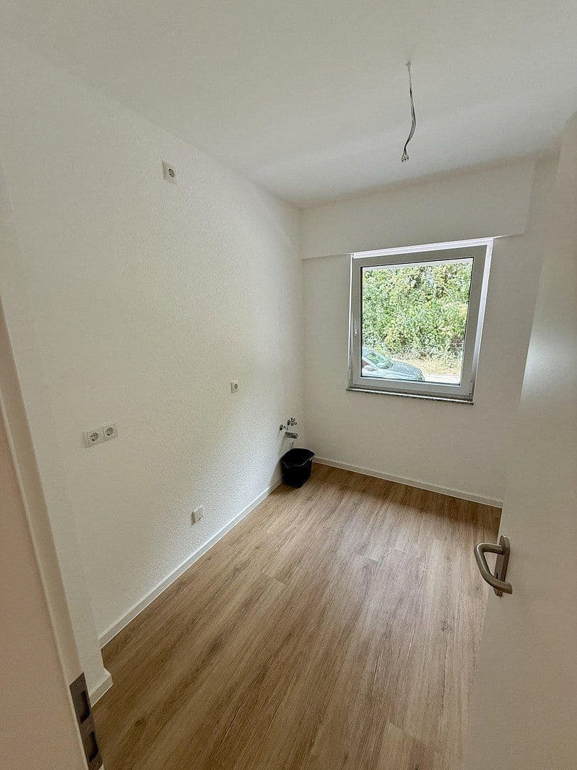 Pronájem bytu 4+1 78 m², Am Sportplatz 22, Bergheim, Severní Porýní-Vestfálsko Pronájem bytu 4+1 78 m², Am Sportplatz 22, Bergheim, Severní Porýní-Vestfálsko