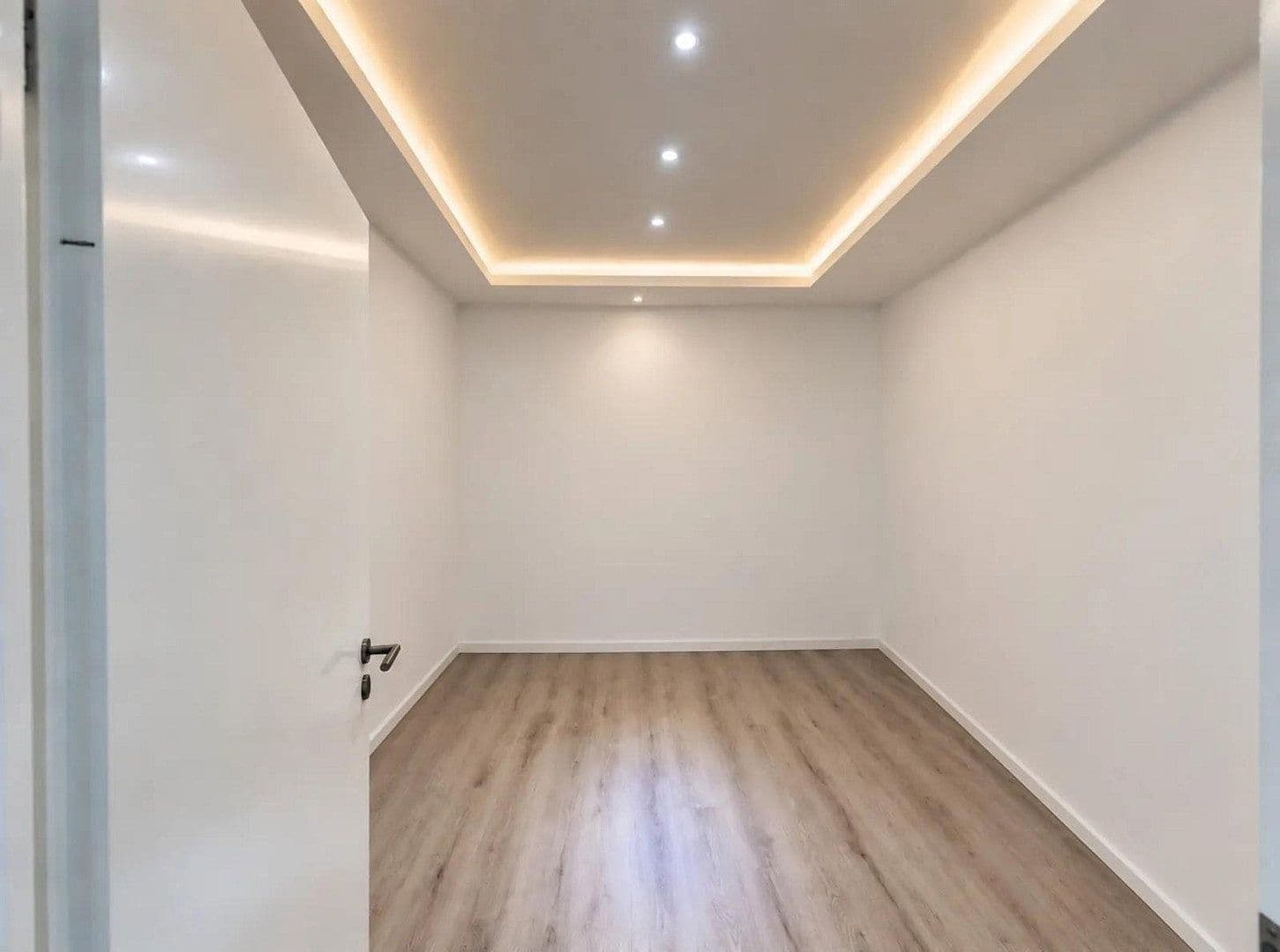 Prodej domu 65 m², pozemek 543 m², Kamekestraße/Hausotterstr., Berlin, Berlín Prodej domu 65 m², pozemek 543 m², Kamekestraße/Hausotterstr., Berlin, Berlín